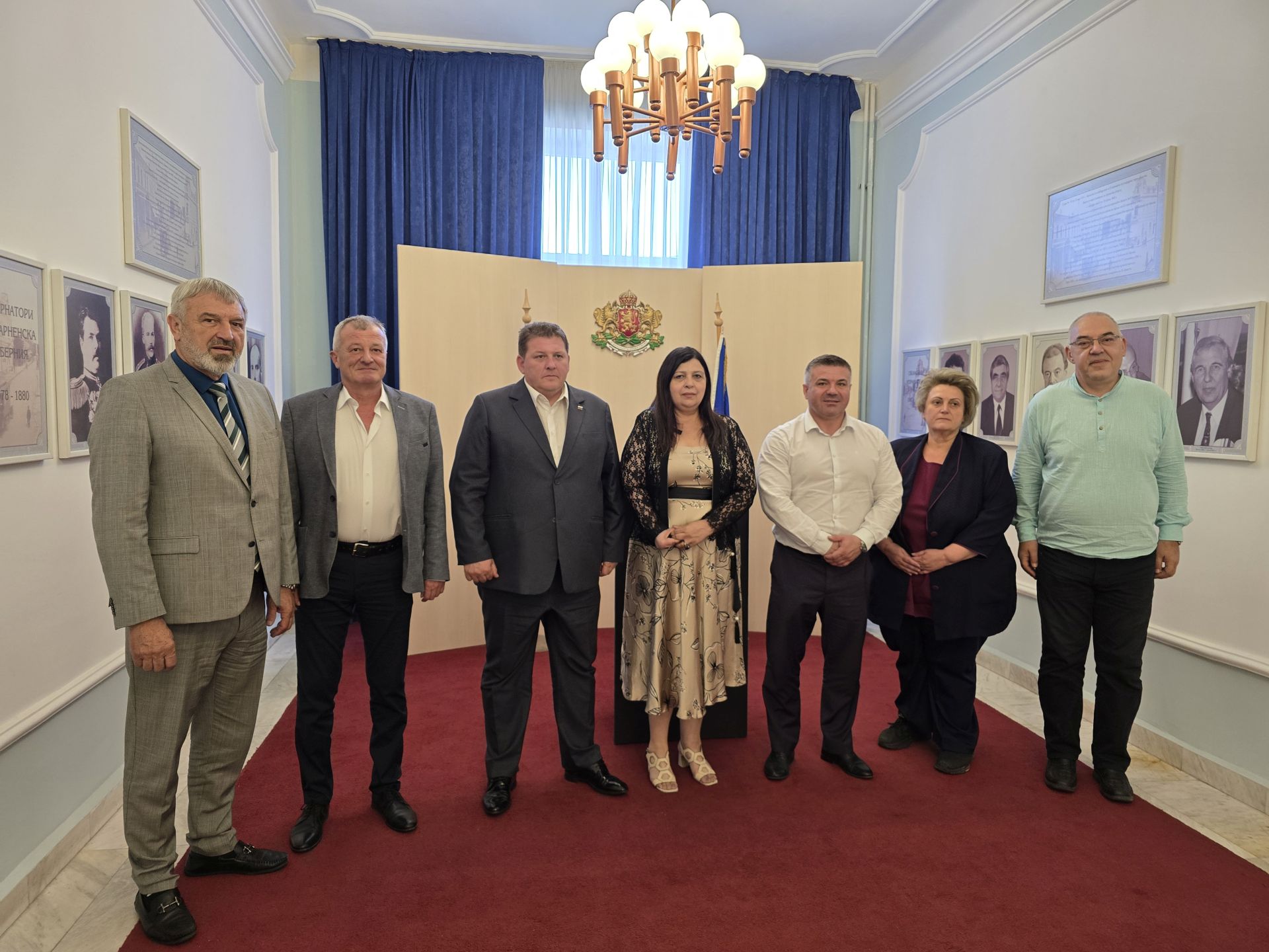 Близо 1000 апостила са издадени от Областната администрация в Русе от началото на годината